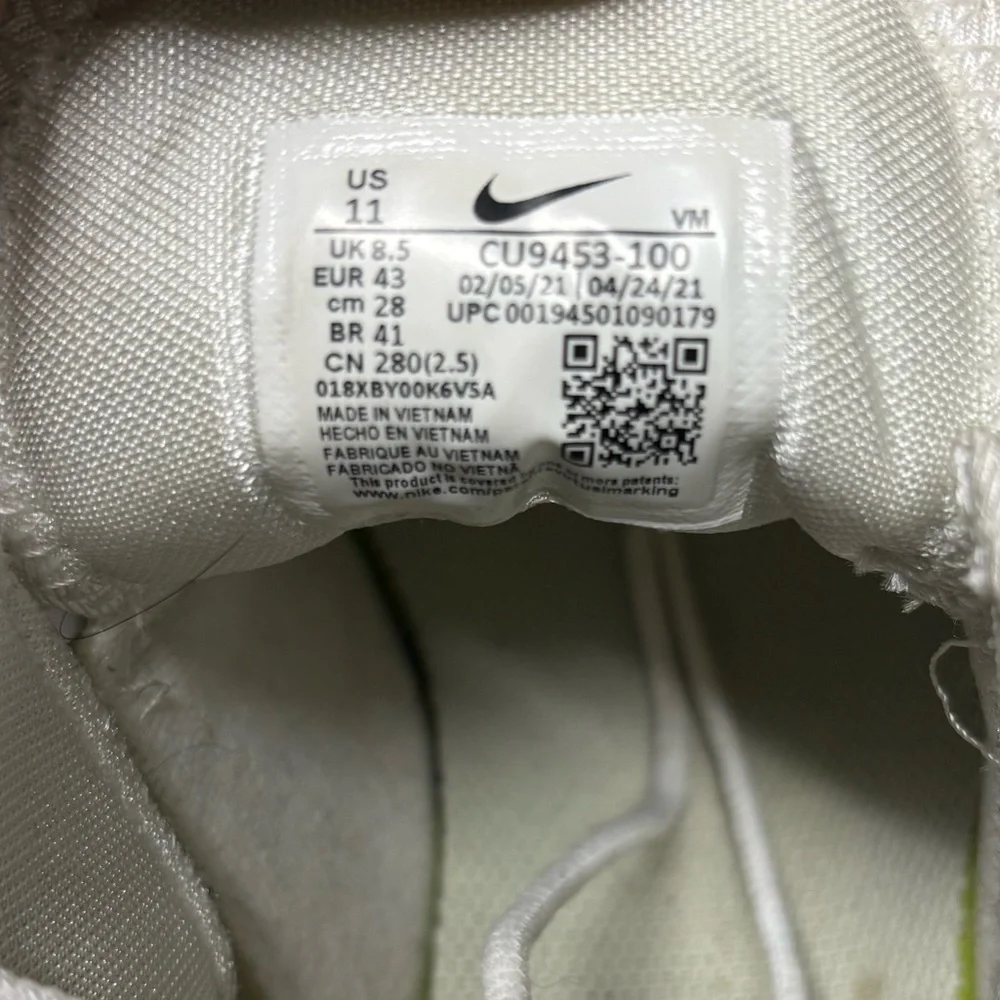 Nike Air Max Infinity 2,Women’s Triple White - CU9453-100 Size 11
